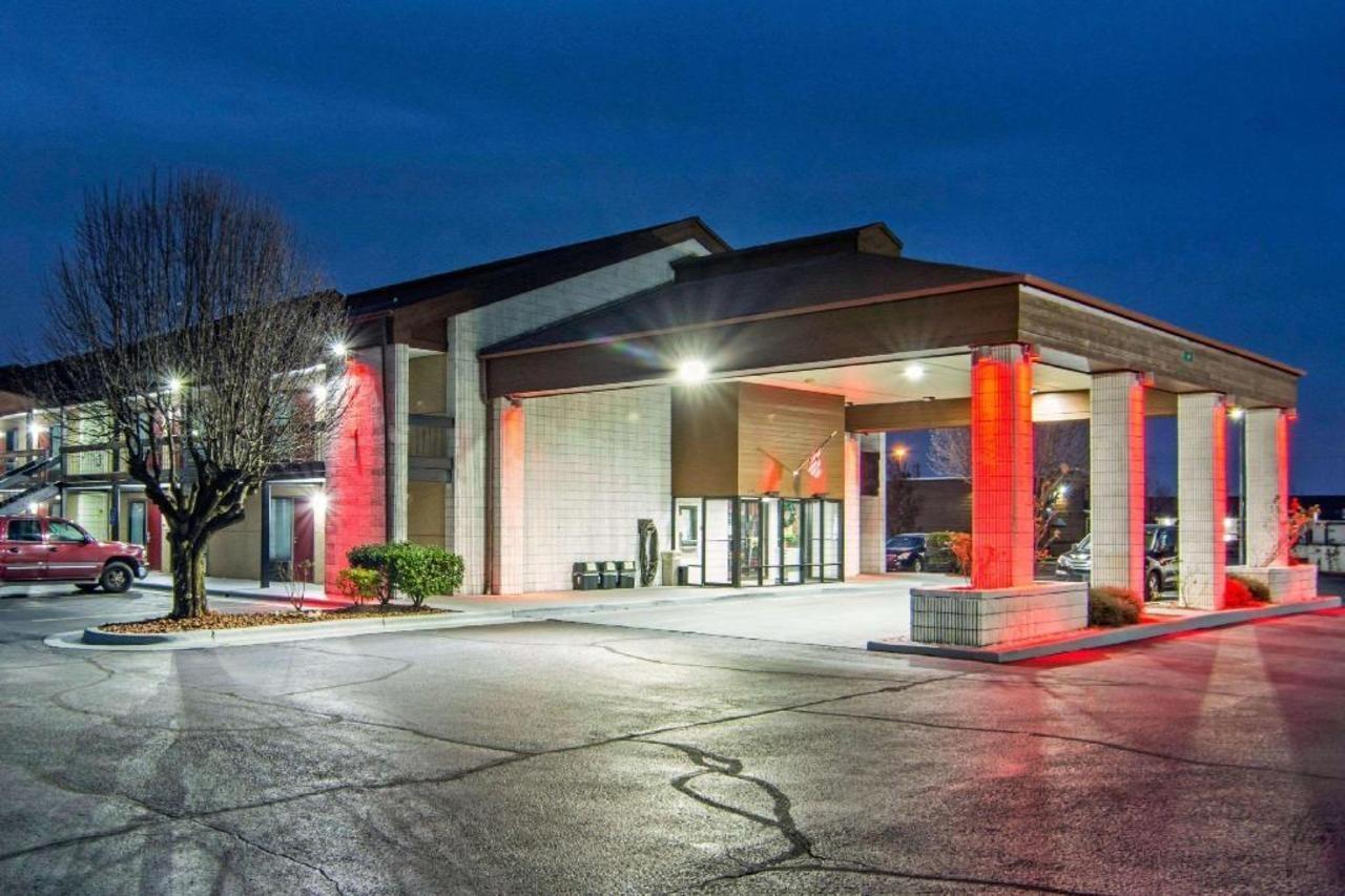 Econo Lodge Madison Exterior photo