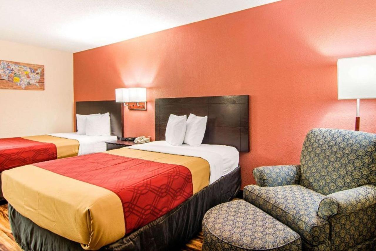 Econo Lodge Madison Exterior photo